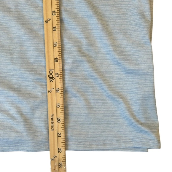 Under Armour Women's Light Blue Top Large - Picture 5 of 7